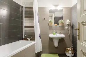 3-bedrooms apartment in center of Prague - Image 2