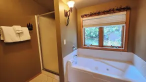 Stylish Space Near Ski Runs - Image 5