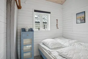 Holiday Home Close To The Beach And Restaurants - Image 4