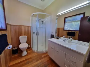 Coromandel Views - Majestic Home/Stunning Outlook/Own Ensuites/Internet/Smart TV - Image 3