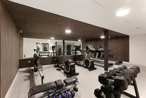 Perfect Booking 2 Bed Flat with Gym & Cinema - Image 2