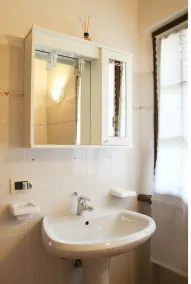 Schöne Wohnung für 4 Gäste mit  W-LAN, Pool, TV, Innenhof und Haustiere erlaubt - Image 3