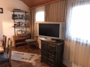 Retro Ferienwohnung mit Schlossblick im Nordschwarzwald - Image 3