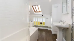 A sudeley castle cottage that sleeps 4 guests  in 3 bedrooms - Image 2