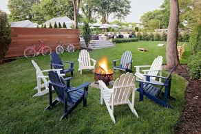 Haven of Relaxation! Free Breakfast and Parking, Pool, Near Indian Wells Beach - Image 5