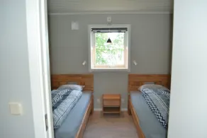 Idyllisches Ferienhaus am See (Westuferlage) mit eigenem Steg und Boot - Image 4