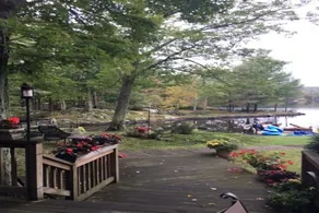 Gorgeous lakefront home one hour away from NYC - Image 5