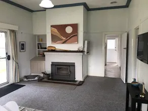 Cosy coastal cottage with all the comforts of home - Image 2