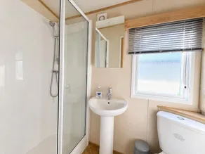 Homely 8 Berth Caravan At Highfield Grange In Essex Ref 26263E - Image 4