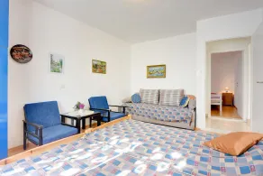590 meters to the beach with sea views - Image 4