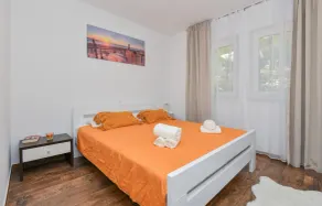 Pet Friendly Home In Drum - Image 5