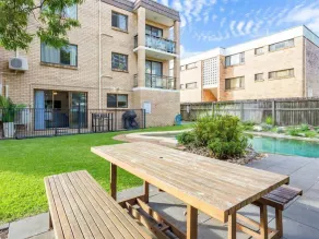Private and tranquil in the heart of Cotton Tree - Image 5