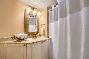 Gorgeous Views of Sand Key and Clearwater Beach! Pool, Wi-fi, Grill, Cable ~ 1506 Lighthouse Towers - Image 3