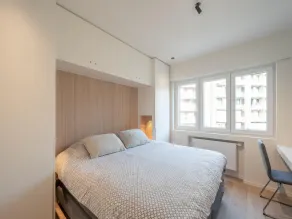 Sunny and modern apartment in center of Knokke with parking - Image 5