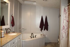 Come relax in this beautiful 3 bedroom house with lots of space! cozy & clean! - Image 5