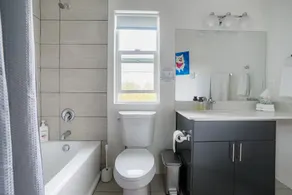 Contemporary 3 BR & 3.5 BA Home in West Seattle - Image 5