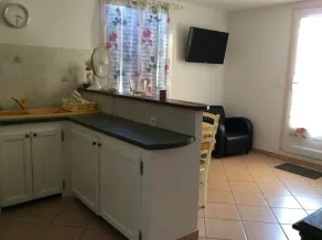 Apartamento en casa en el campo, con piscina, Peri - Image 2