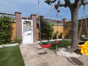 Pleasant house with private pool 750m from the sea - Image 3