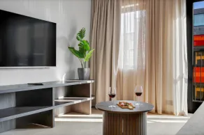 Strand Hotel Apartments - Image 3