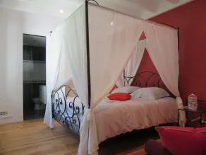 FULL SÖD - 10 BED VILLA - Image 5