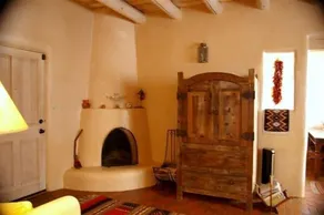 Gehen Sie bis zum Plaza & railyard! Classic & charmante 2br / 2ba Adobe Casita - Image 2