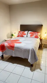 Quite clean spacious two bed townhouse 7 min from shopping, 15 min from beach! - Image 4