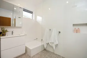 ADELAIDE ON THE BEACH, FRENCH INSPIRED, MAGICAL BLAIRGOWRIE - Image 4