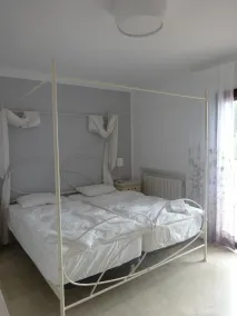 Großzügige Villa m.Pool,-sehr strandnah, familienfreundlich,W-LAN - Image 4