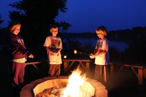 Amazing Private Lodge, on end of Peninsula ~ Sand Bottom lake. - Image 3
