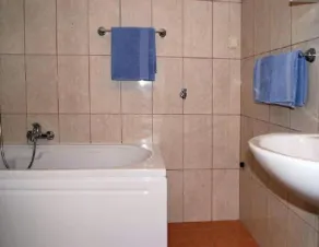2 bedrooms appartement with sea view private pool and furnished balcony at Peracko Blato 4 km away f - Image 3