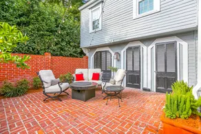 Uptown Carriage House 900 ft to Magazine & 3 Blocks to Mardi Gras Parade Route - Image 2