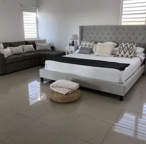 Beautiful Oceanview Property with Private Pool - Image 4