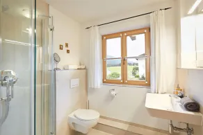 (4) Giebelstüberl -1-Zimmer Appartement , ca. 30qm, 1-2 Personen, Wohn/Schlafraum, Kochnische, Balkon - Image 2