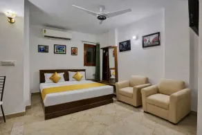 Mauryan Elite I Hotel Hauzkhas - Image 2