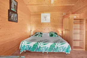 Chalet 'Joli En Bois' avec Terrasse Privée, Wi-Fi et Climatisation - Image 5