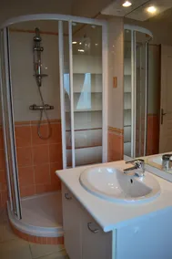 A louer bord de mer logement T2 loggia terrasse jardin - Image 3