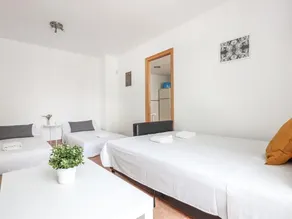 High quality apartment 1 bedroom, 1 bathroom La Algaba - Image 3