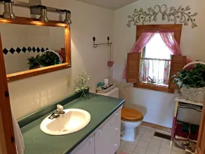 Muskoka Birch Vacation Cottage 4-Season Rental On Lake Rosseau, Muskoka Ontario - Image 2