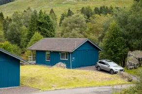 2 bedroom lodge with stunning loch mountain views - Image 2