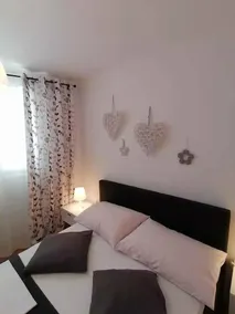 Holiday apartment mit Klimaanlage und WLAN - Image 5