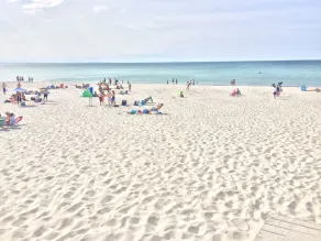 MAYFLOWER BEACH! Waterview Home with Central A/C Across from Mayflower Beach - Image 4