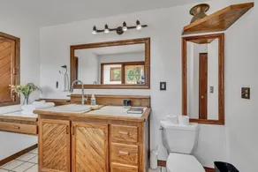 Scenic Hidden Gem: Pool, Hot Tub, Golf & Fishing - 42 Acres - Image 3