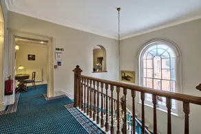 Acomoda 27 - Milton House: Grand Country Residence - Image 4