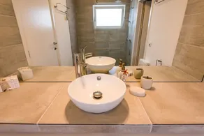 3-star city gîte for 7 to 9 people in the Ourthe valley. - Image 5