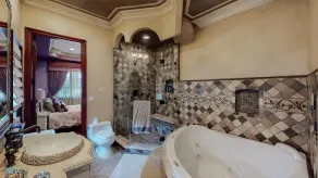 Beautiful Spanish Villa - Image 2
