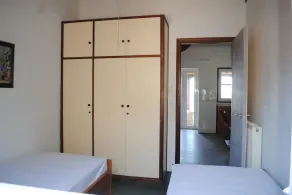 Peaceful apartment with gorgeous view over sea and village - Image 5