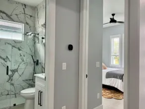 New Build 3BR Lux West Tampa House WALK To Stadium - Image 3