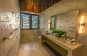 Ultra Luxury 12 Bd Private Beach  Exclusive Concierge Chef Butler service - Image 4