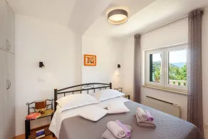 Apartment Jadranka with Sea View in Rogotin - Image 5