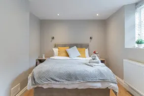 Cozy One Bedroom Cottage With Spacious Garden + BBQ - Image 5